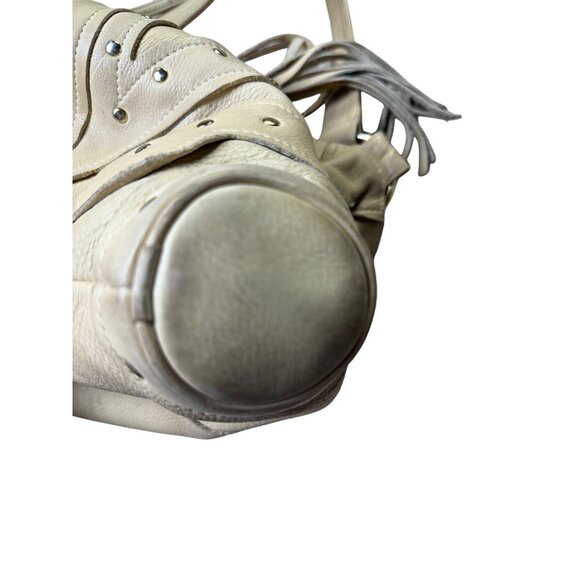 Vintage Bulga White Leather Studded Fringe Handbag With Shoulder Strap - Picture 6 of 10